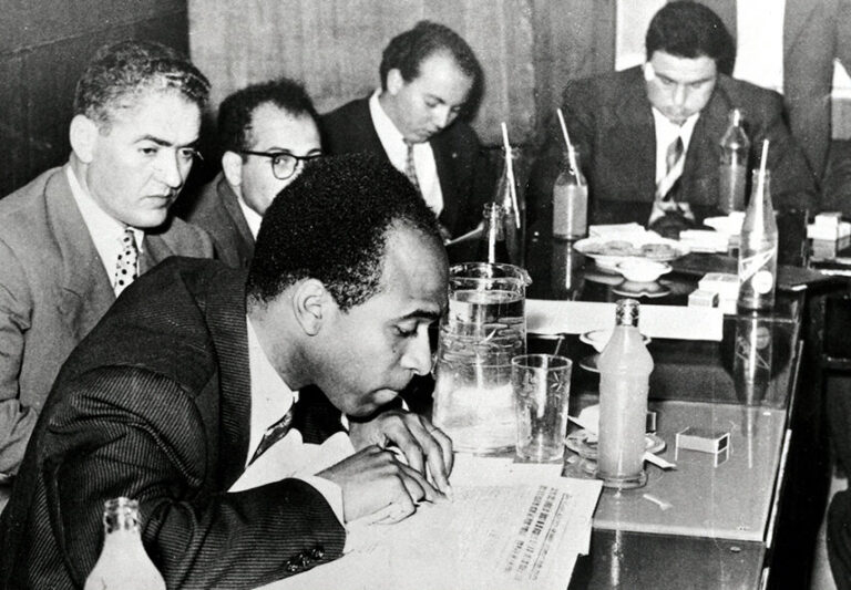 Biografía de Frantz Fanon