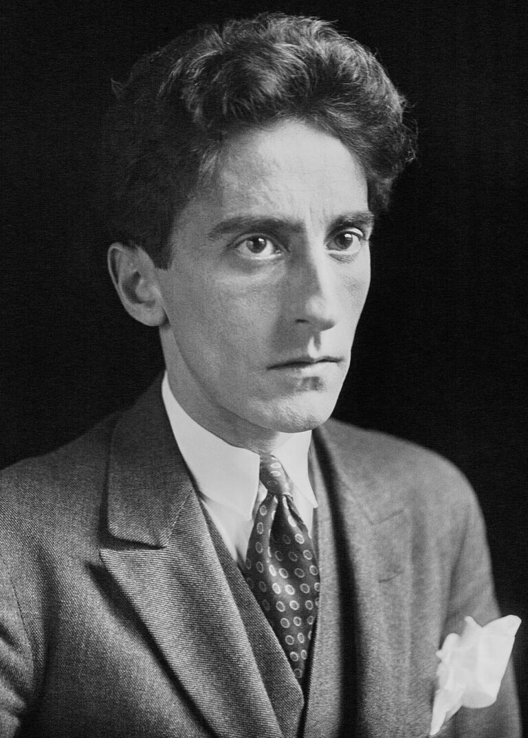 Biografía de Jean Cocteau