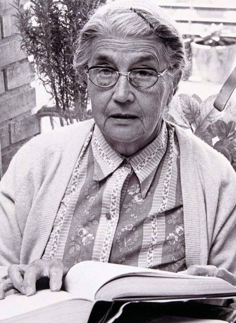 Biografía de María Moliner