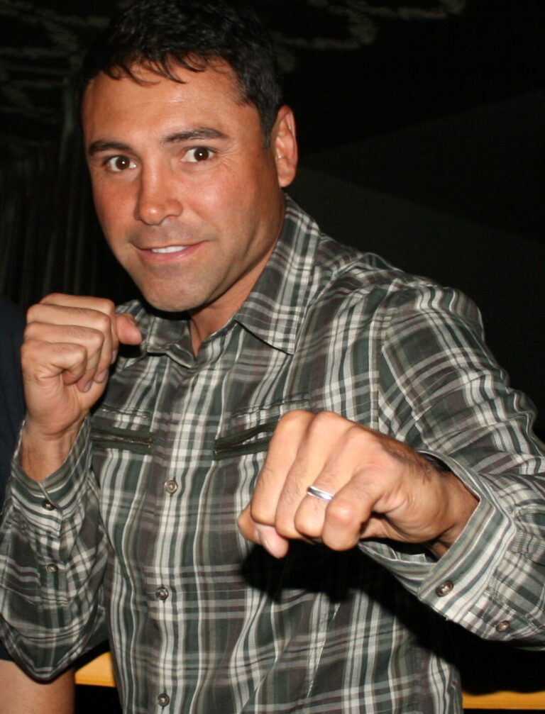 Biografía de Oscar de la Hoya