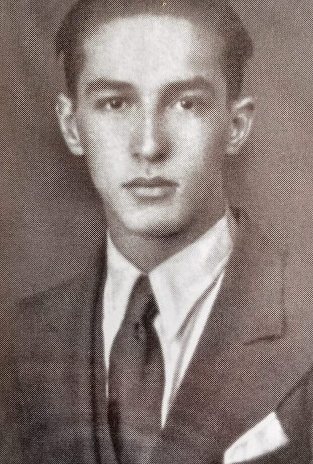 Biografía de Salvador Toscano